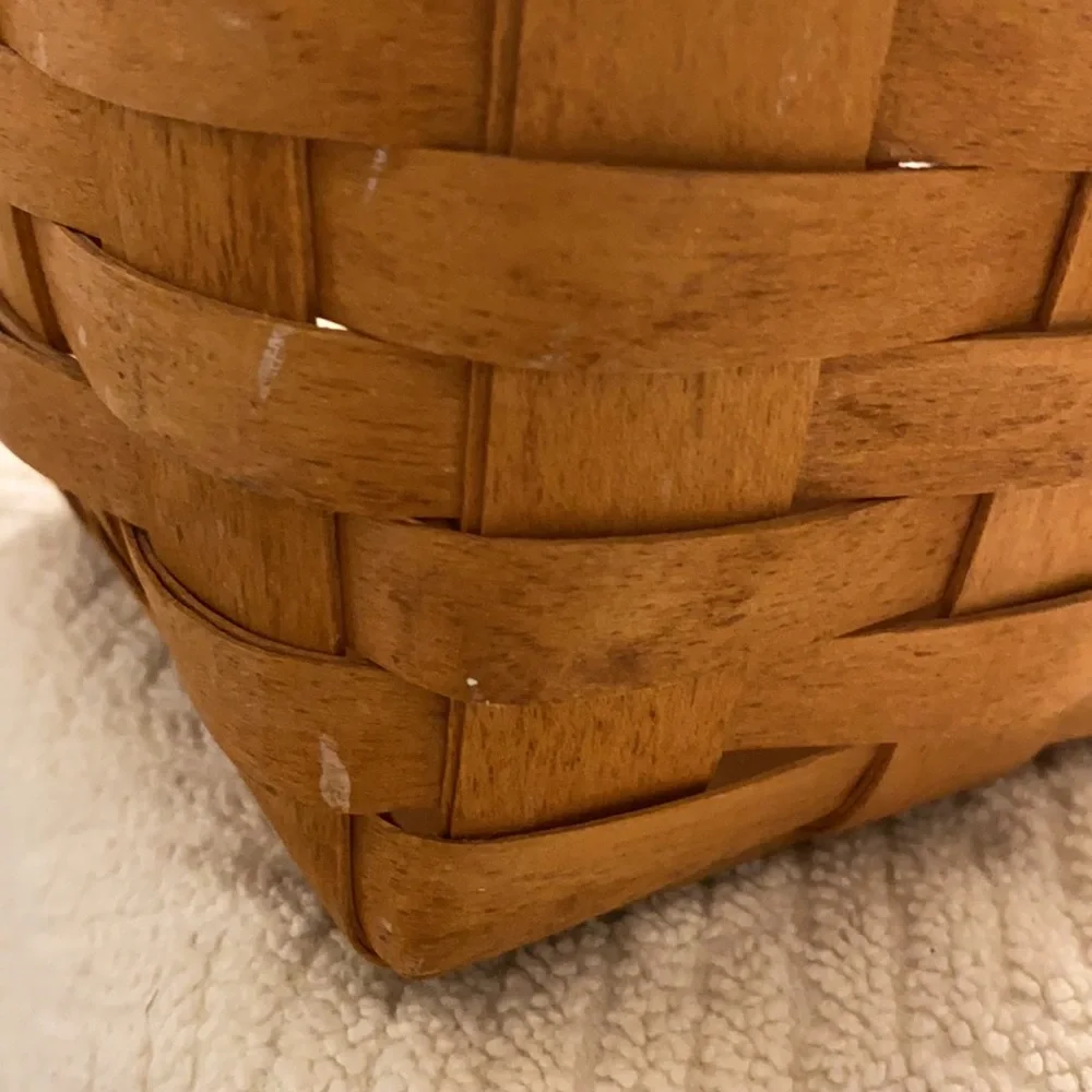 1994 Vintage Longaberger Handwoven Brown Collectible Basket Size 8.5” X 7”